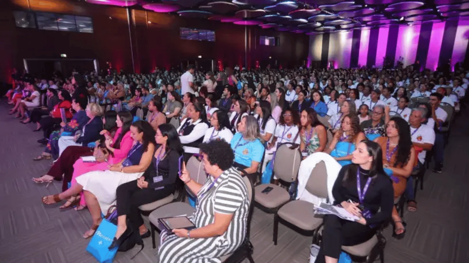 Comunicação, tecnologia e trajetória pessoal marcam programação da tarde no Palco Travessia